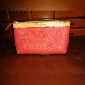 Dooney & Bourke Cosmetic bag